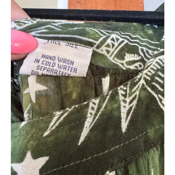 Green Sun and Moon Print Women's Top - Picture 2 of 6